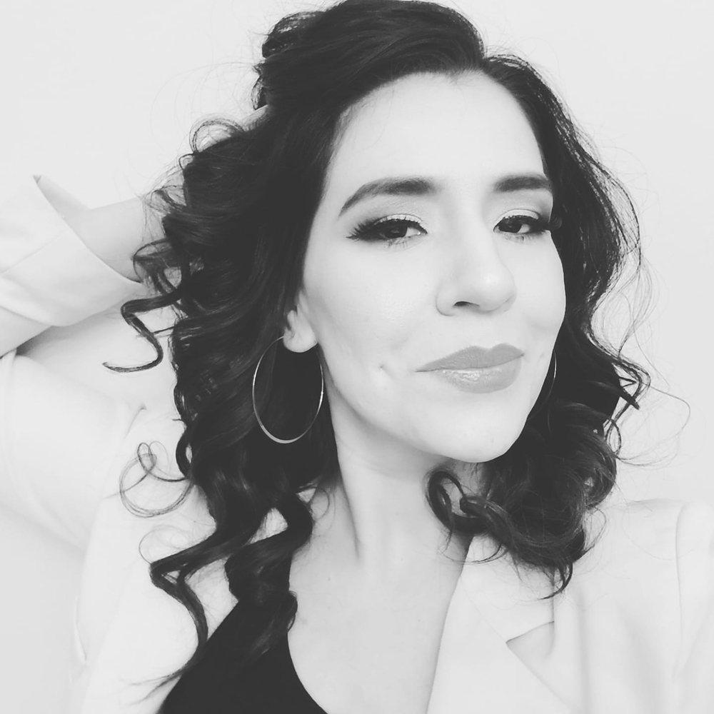 Meet your Posher, Lorena